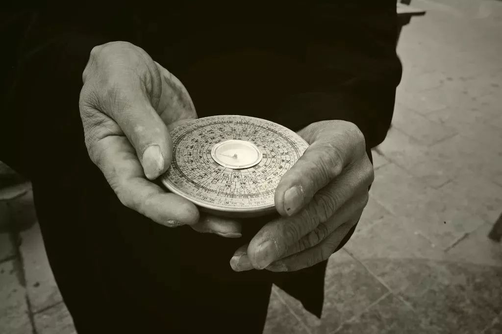 鎮宅神器,風水羅盤才是最好招財擋煞的法寶