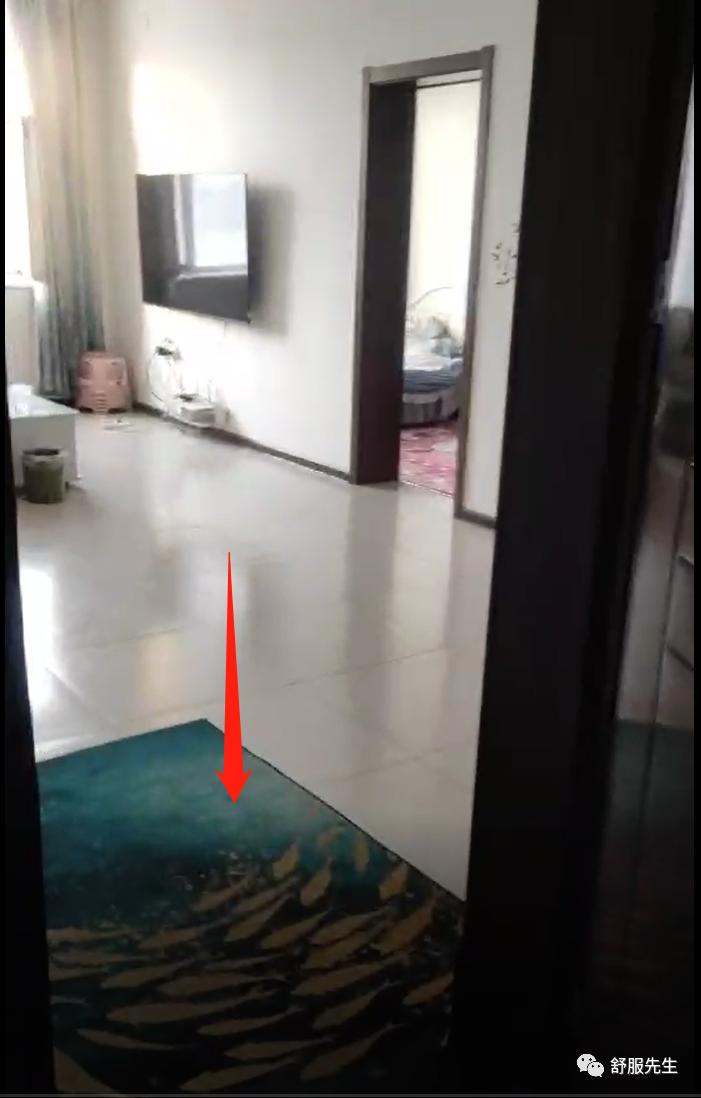 房間鋪紅地毯：夫妻容易吵架！