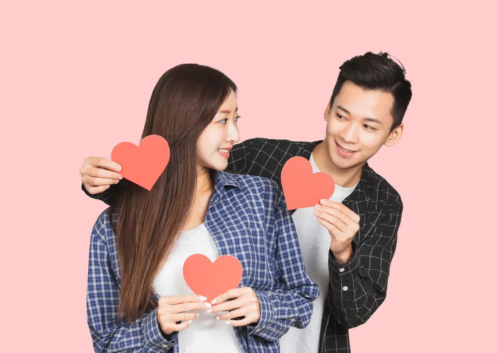 確認過眼神！男人真正愛上你的幾個小細節