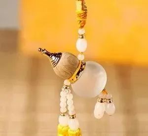 不同材質的葫蘆在風水中的作用有哪些不同？