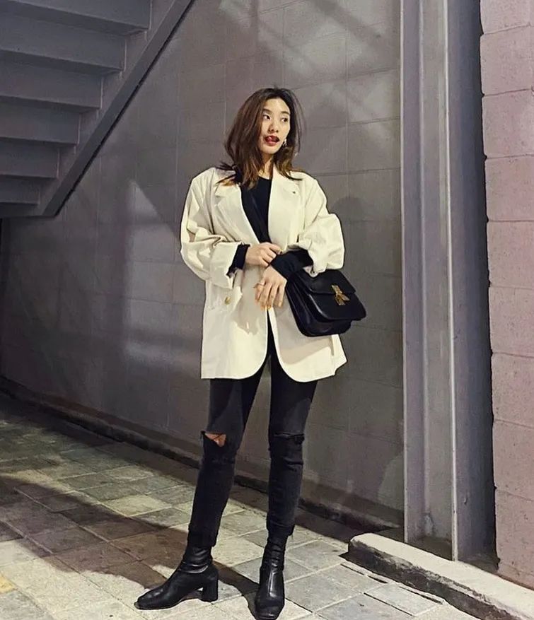 2023年五行穿衣開運指南1月9日今日五行穿衣大吉旺運顏色 五行穿衣每日顏色運勢指南 五行穿衣旺運每日指南