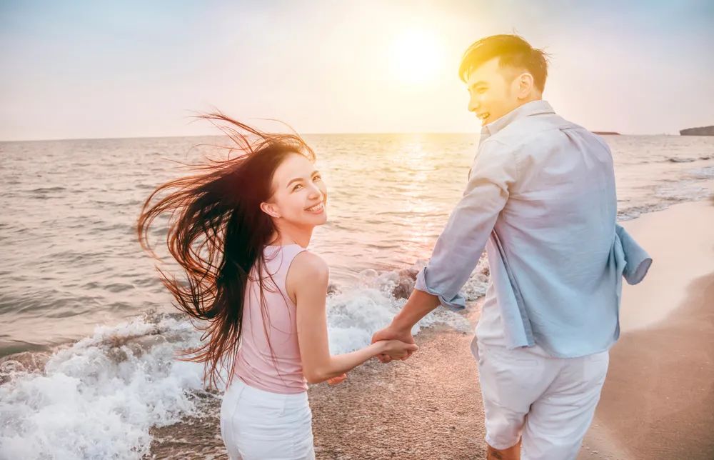 確認過眼神！男人真正愛上你的幾個小細節