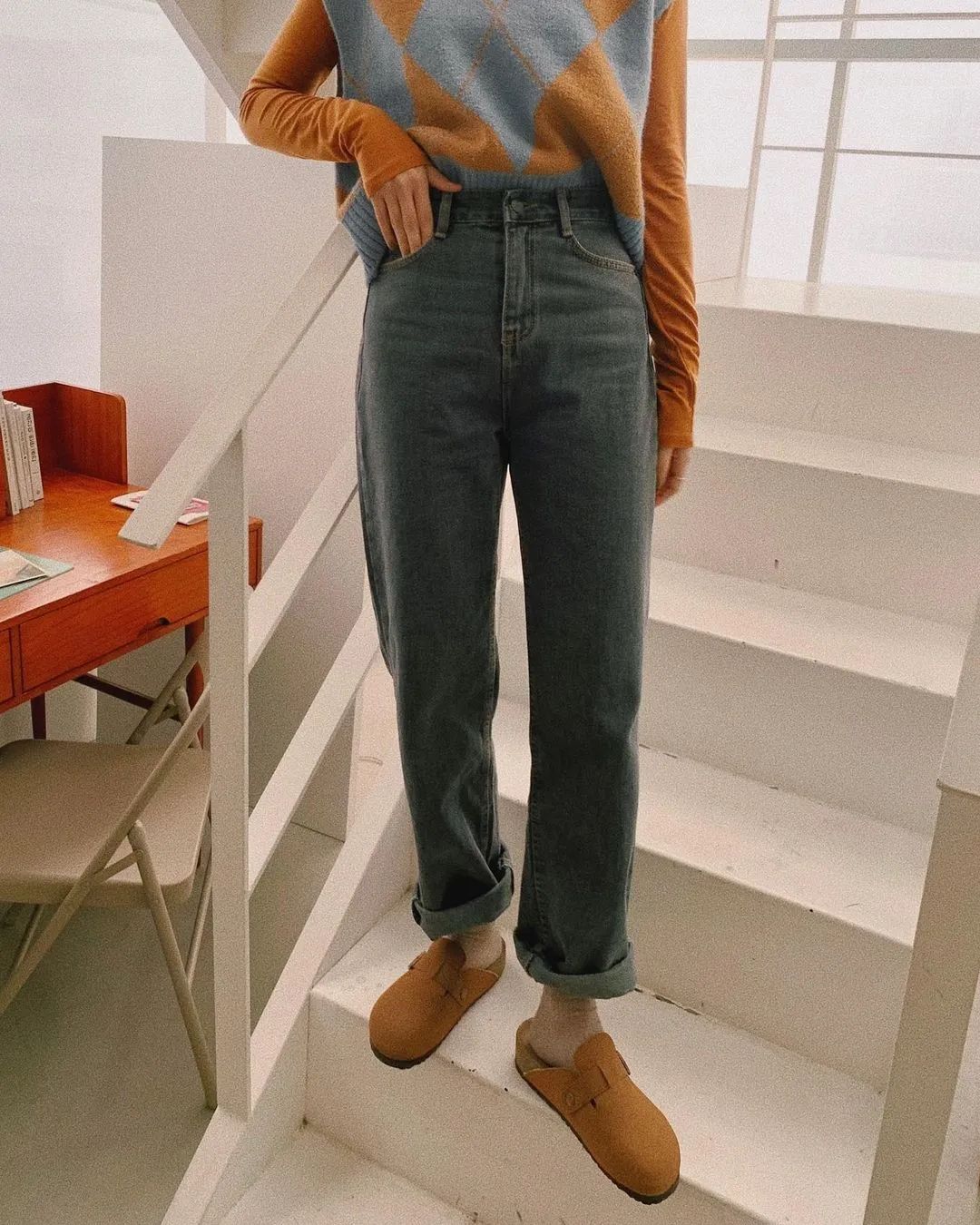 2023年五行穿衣開運指南1月9日今日五行穿衣大吉旺運顏色 五行穿衣每日顏色運勢指南 五行穿衣旺運每日指南