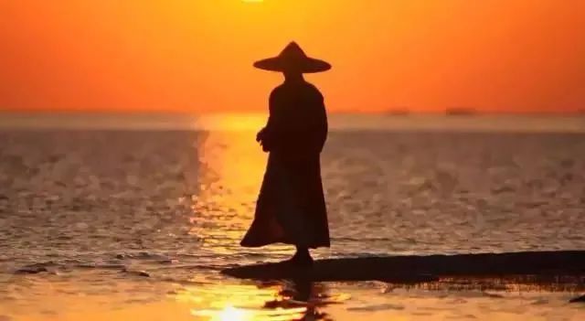 俗語：「燒的香多，惹的鬼多」，古人經驗之談，一語道破人性