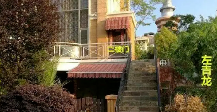 窮搬家，富修墳，生意不好改大門